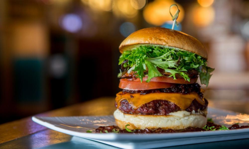 Cheeseburger on a plate